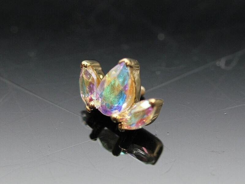 BVLA Threaded end -Alana Marquise fan with pear center