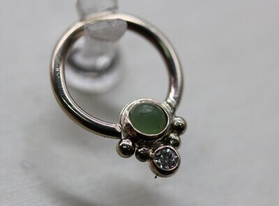 Jade and Diamond seamless ring 14k solid Gold (NOT plated or filled)