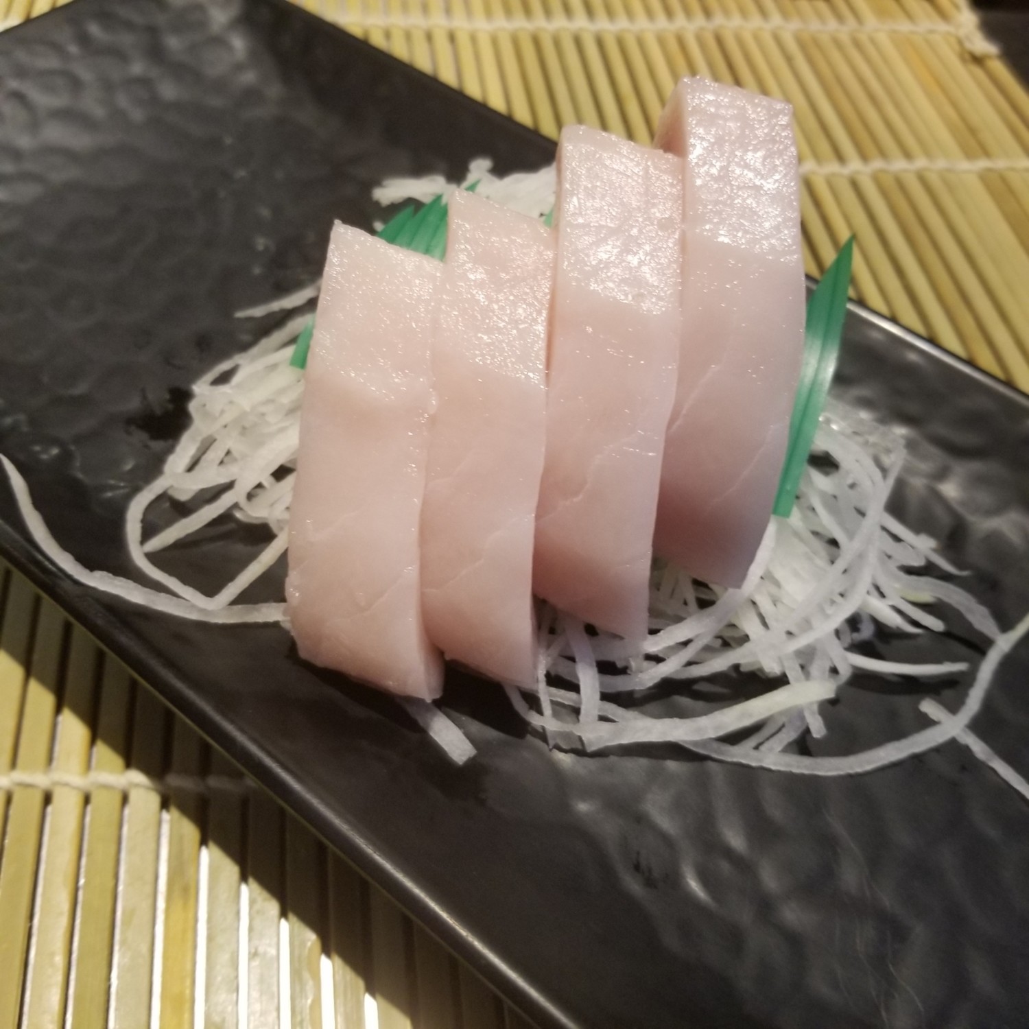 Tuna Sashimi (Half)
