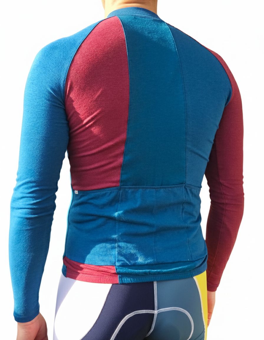 this is 2 sizes larger than fit model. 