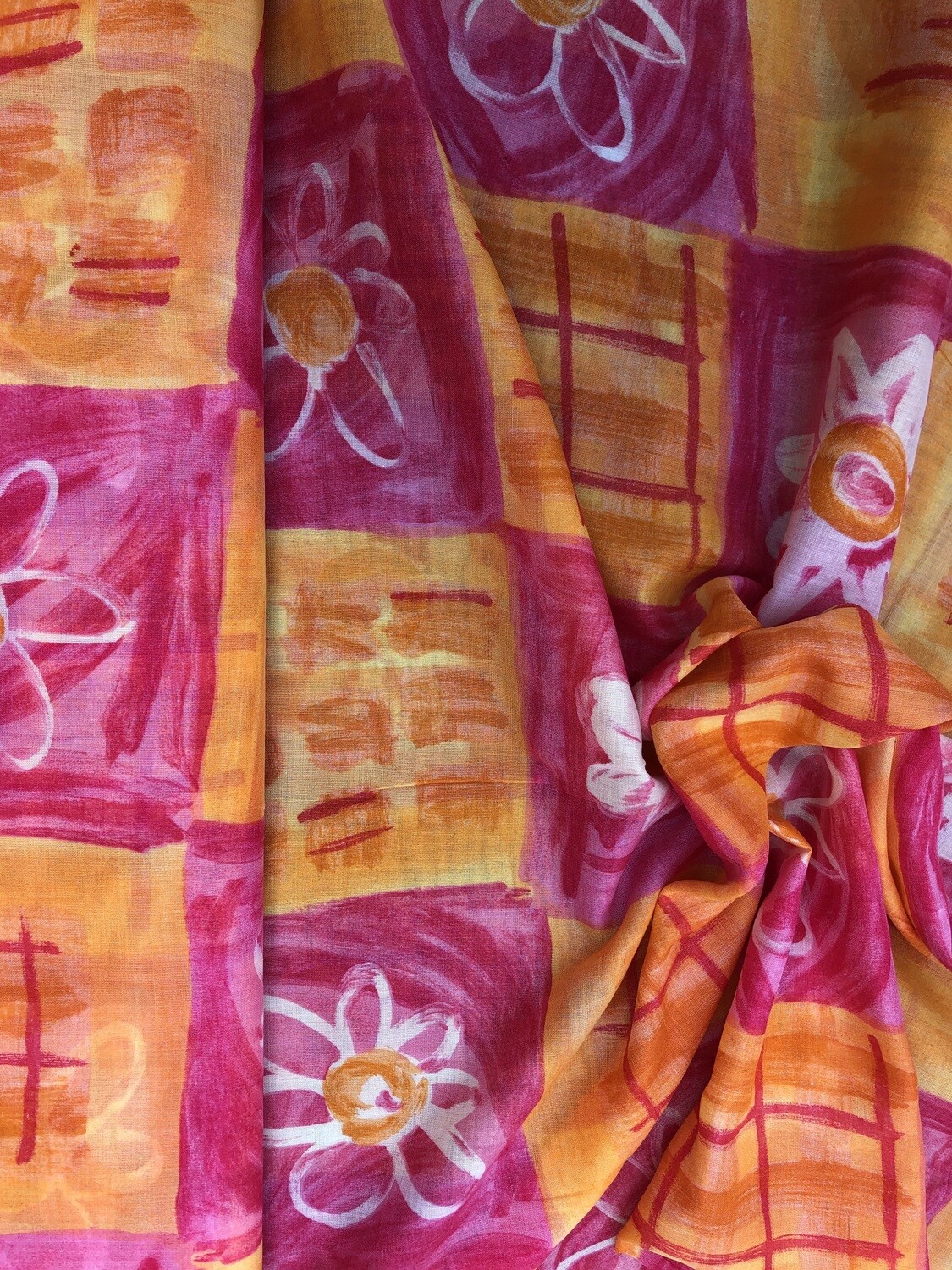 Katoen gekleurd fuchsia/oranje bloem motief