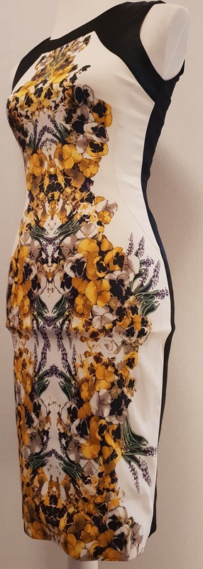 Karen millen . Preloved dress . Size UK 10