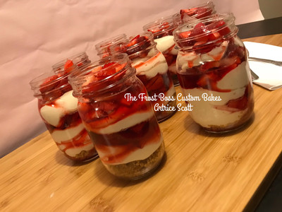 Strawberry Cheesecake Jar 