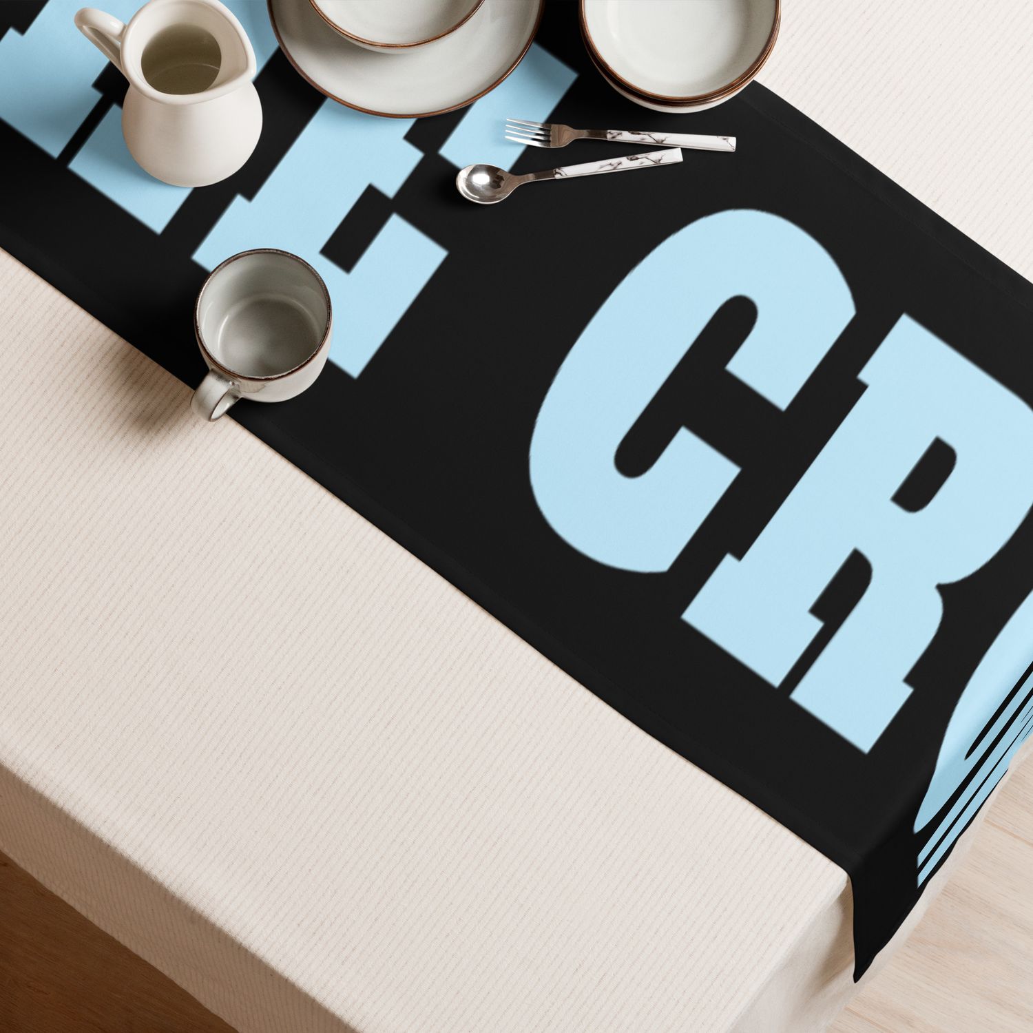 FOR THE CROWN Table runner