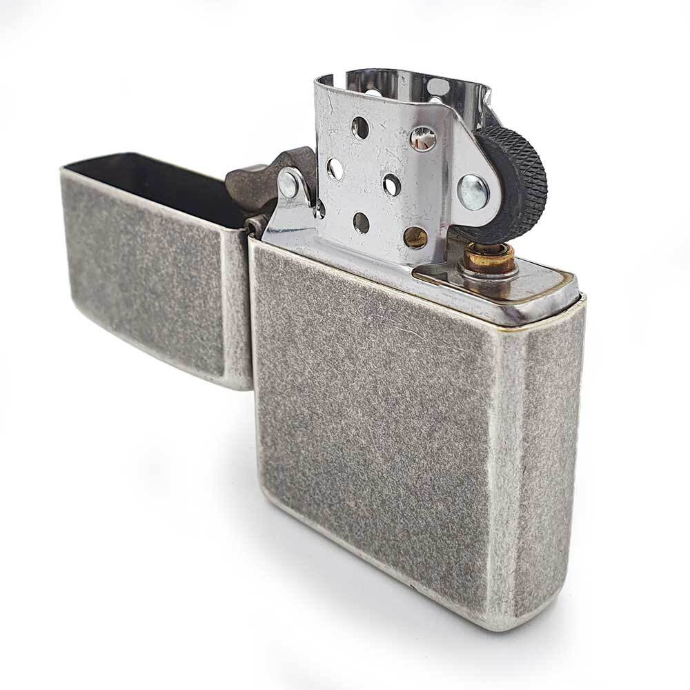 Accendino ZIPPO Classic Antique Silver Plate