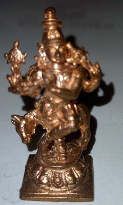 Kuzhaloodhum Pillai / Krishnan / Lord Krishna plays the flute