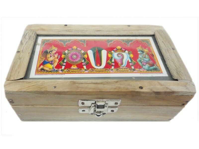 Thirumann box/petti with Vadakalai image ; திருமண் பெட்டி  (வடகலை ஸம்ப்ரதாயப் படத்துடன்)