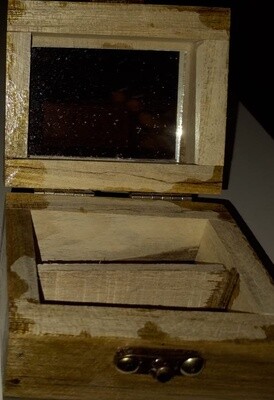 Laser cut engraved Vadakalai Image Thirumann Box - small