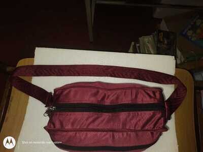 Maroon colour Ayodhya Canvas / Cotton Bags , Multipurpose / Multi compartment , Vadakalai Thirumann ( Size - M, 8.1 inch Ht. x 11 inches wide) Maroon colour Ayodhya Canvas / Cotton Bags , Multipurpose / Multi compartment , Vadakalai Thirumann ( Size - M, 8.1 inch Ht. x 11 inches wide)