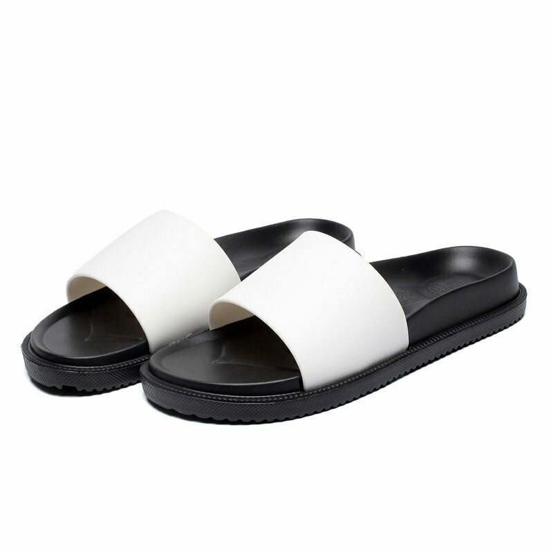 SLIDE SLIPPERS