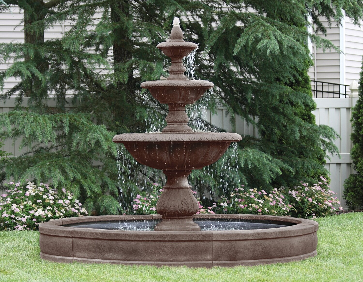 88&quot; Windley Key Fountain with Surround and 8&#39; Fiberglass Pool