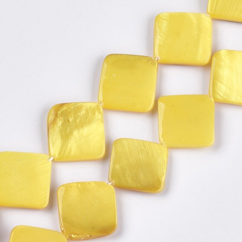 Shell Beads in Yellow, 19x19mm