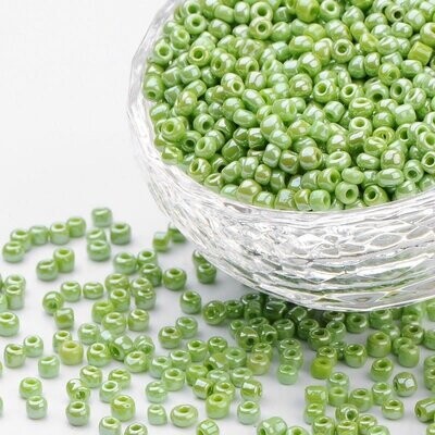 Seed Beads in Pastel Green, Size 8, 3mm