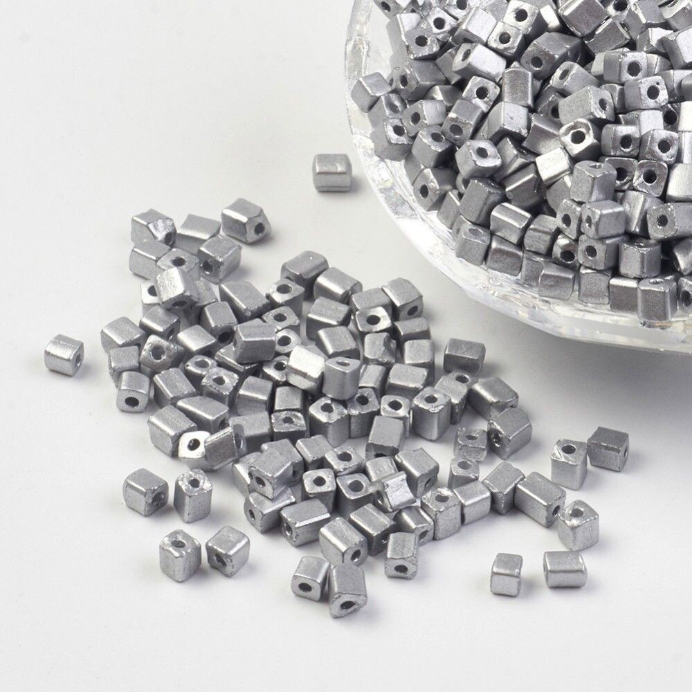 Cubed Glass Beads in Matt Silver, 3-5mm