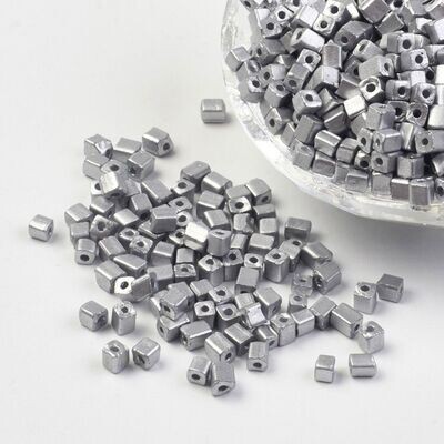 Cubed Glass Beads in Matt Silver, 3-5mm