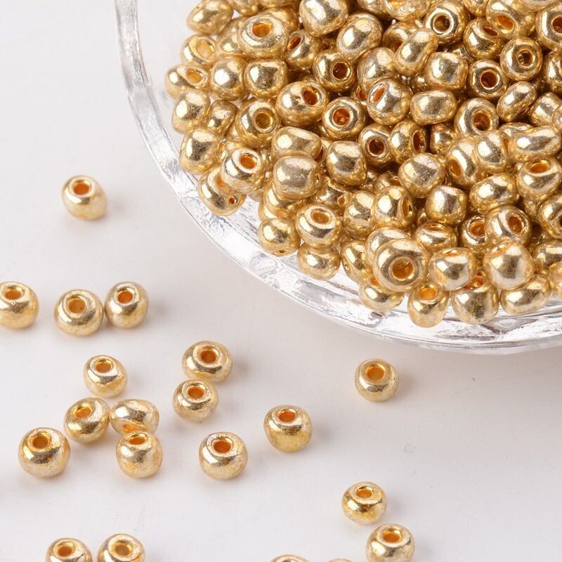 Seed Beads in Gold, Size 6, 4-5mm