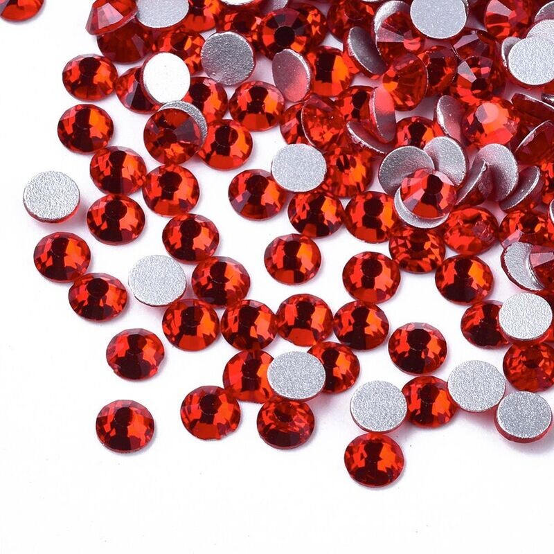 Rhinestone Cabochons in Red, 4.5x2mm, 5g