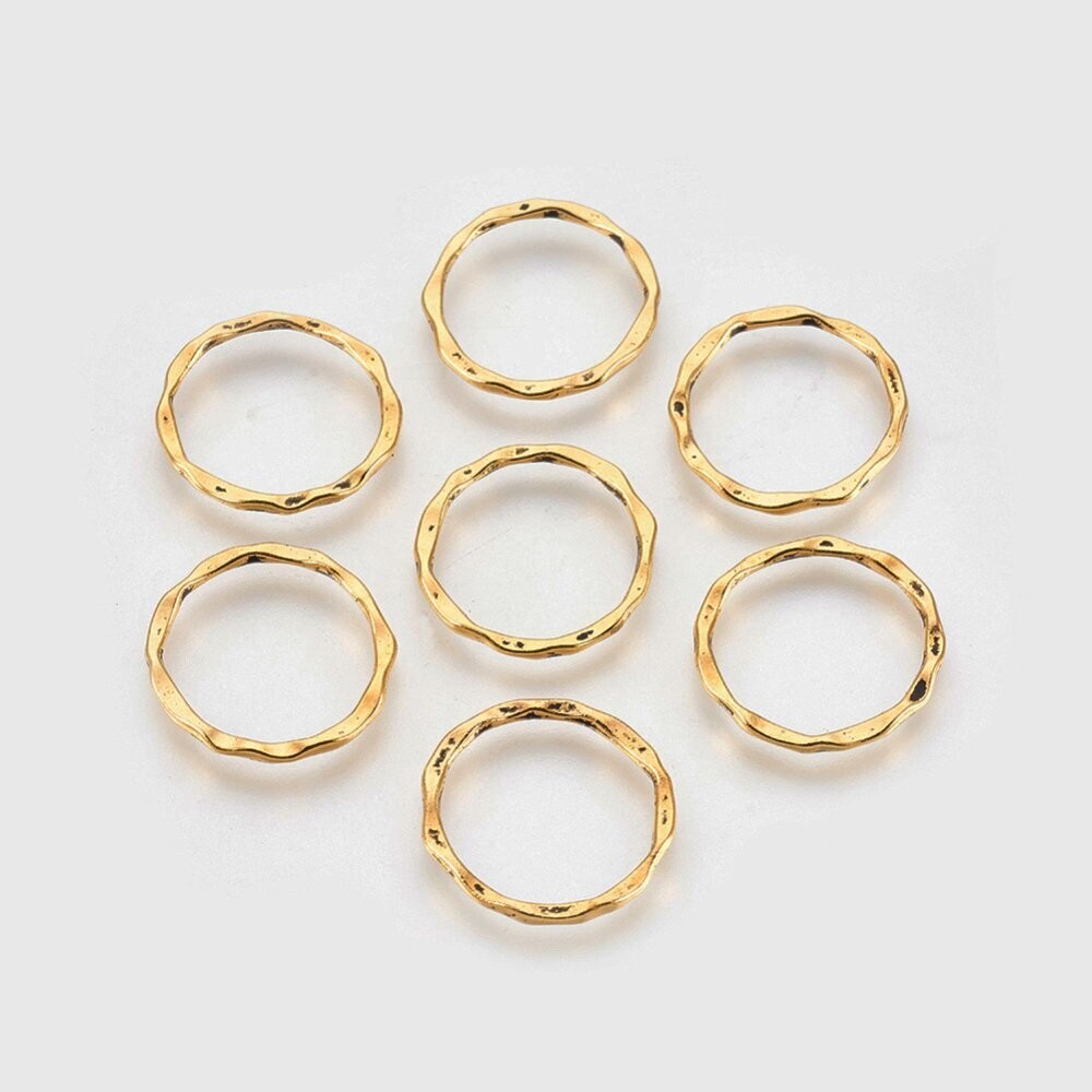 20 x Gold Plated Linking Rings, 22x1.5mm 20 x Gold Plated Linking Rings, 22x1.5mm