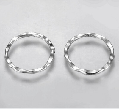 20 x Silver Plated Linking Rings, 22x1.5mm 20 x Silver Plated Linking Rings, 22x1.5mm