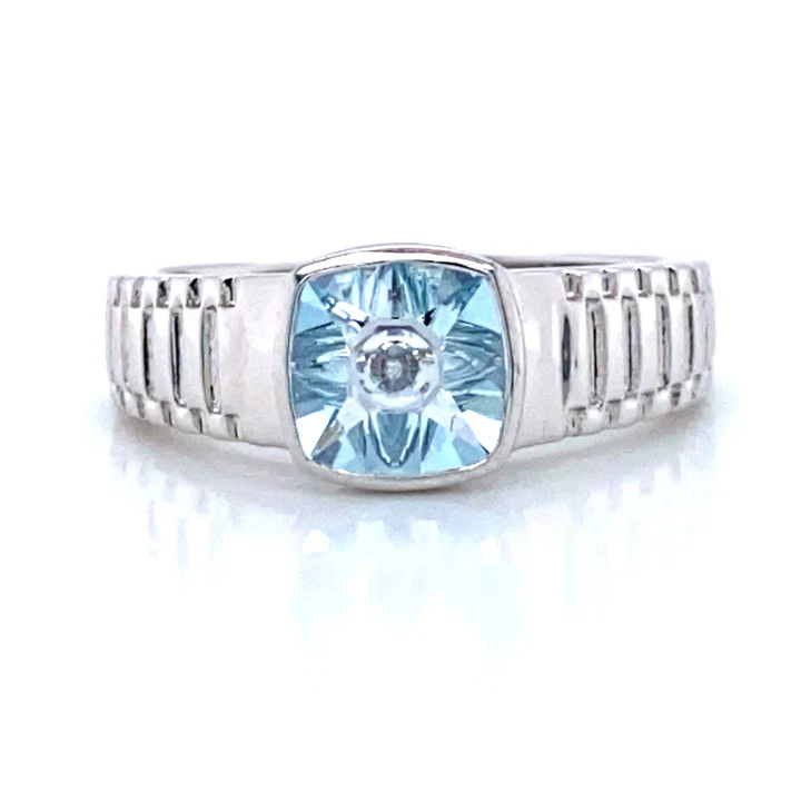 Mens 14K WHITE GOLD SKY BLUE TOPAZ QUASARCUT RING