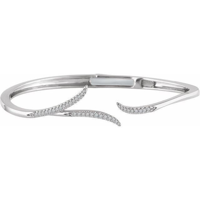 4K White 1/4 CTW Natural Diamond Hinged Cuff 7&quot; Bracelet