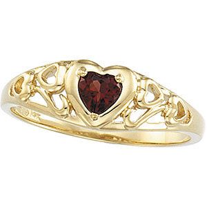 14K Yellow Gold Natural Mozambique Garnet Heart Ring
