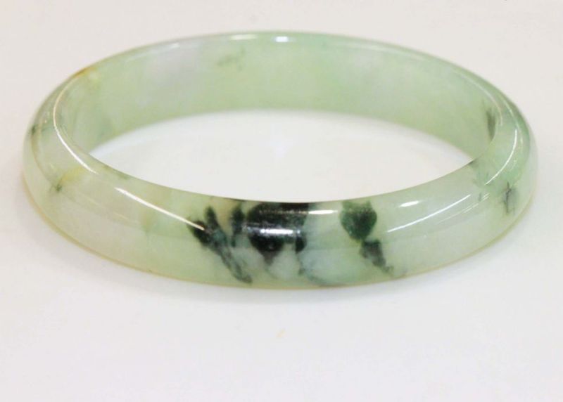 10.5x52mm round natural jadeite bangle