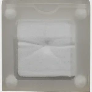 Clear Acrylic Magnetic Gem Holder with Reversible Black/White Insert