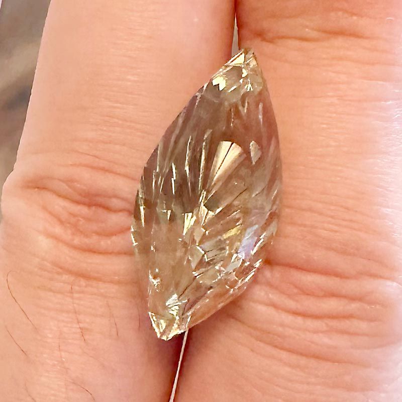 Oregon Sunstone Dreamscape™ Cut 15.20 carats