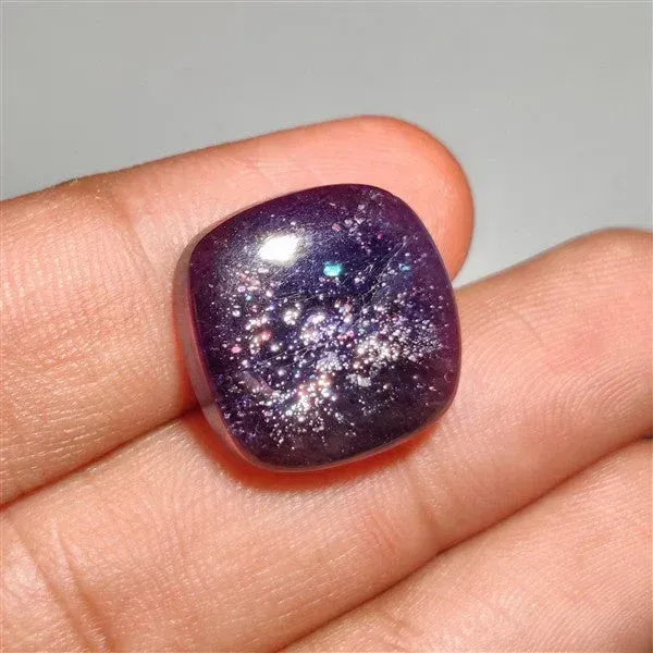 AAA 22 carat Bloodshot Iolite
