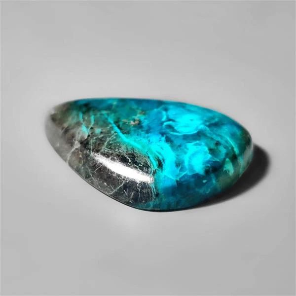 33 carat Shattuckite