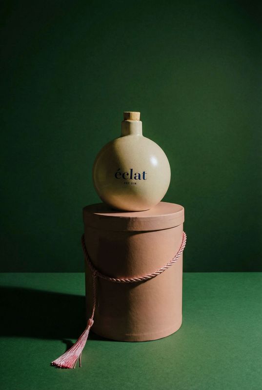 Petit Geschenkbox éclat Dry Gin mit Glasportionierer &amp; Keramikdocht