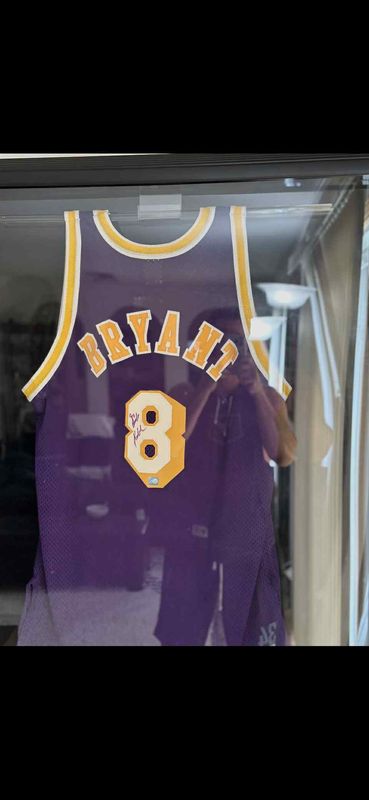 Kobe Bryant Signed Los Angeles Lakers Jersey
