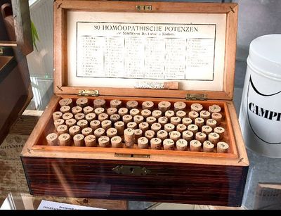 Hausapothekenkurs nach Dr. Arthur Lutze