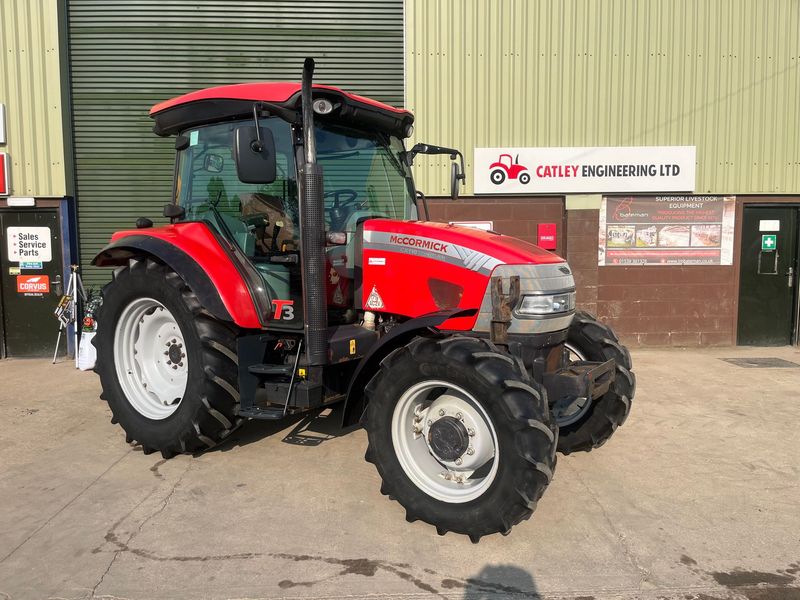 McCormick CX 110 Xtrashift Restyled Tractor