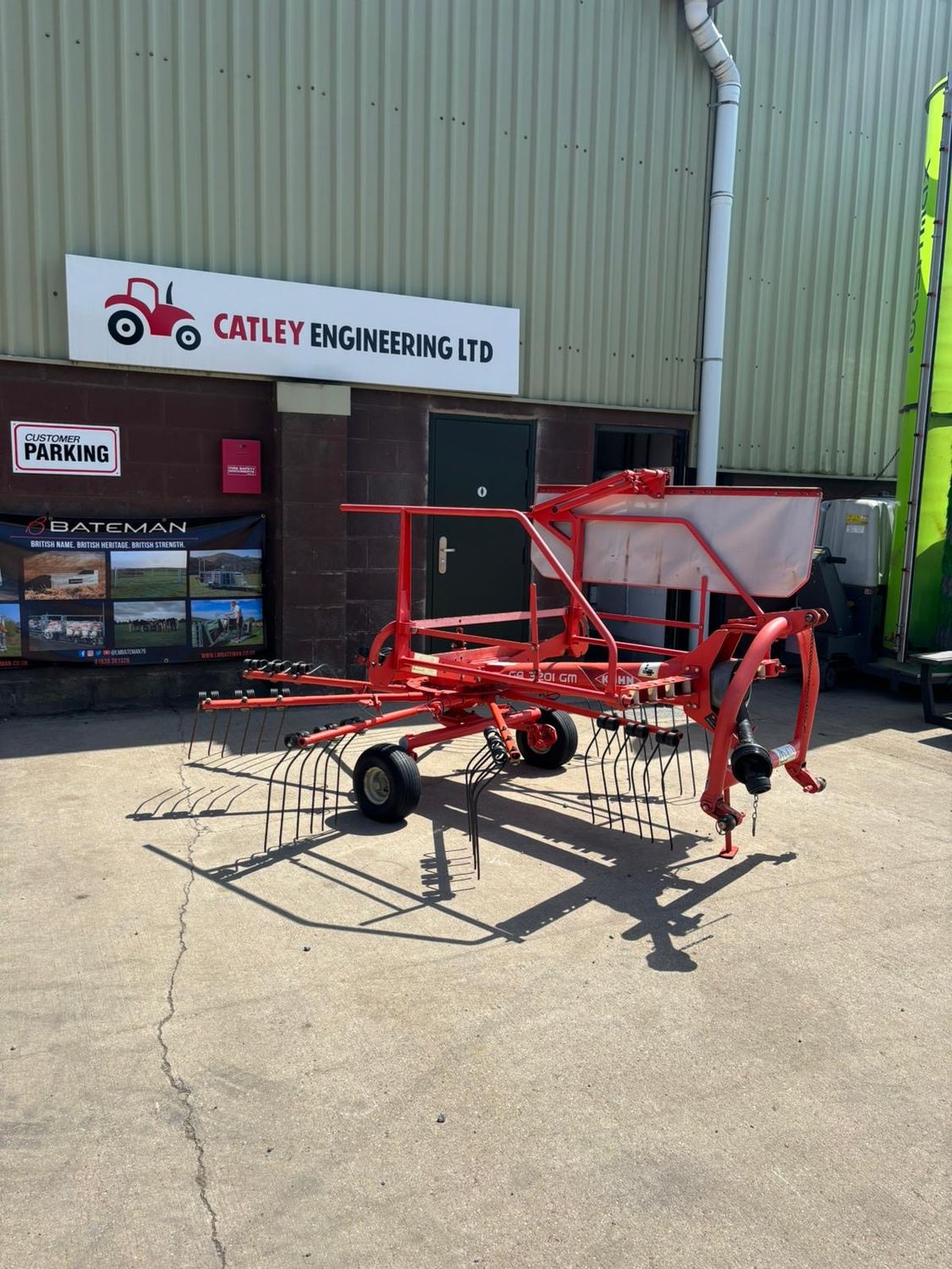 Kuhn GA 3201 GM Single rotor rake