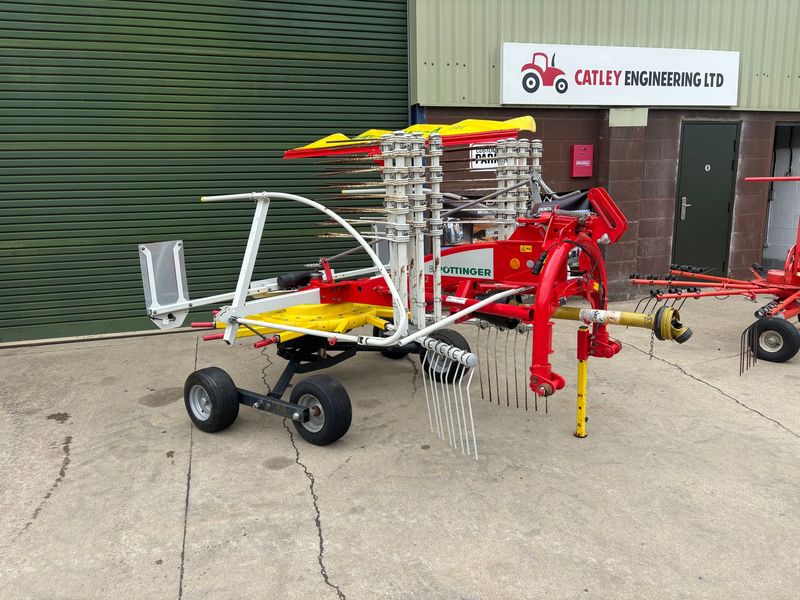 Pottinger TOP 422 Single rotor Rake