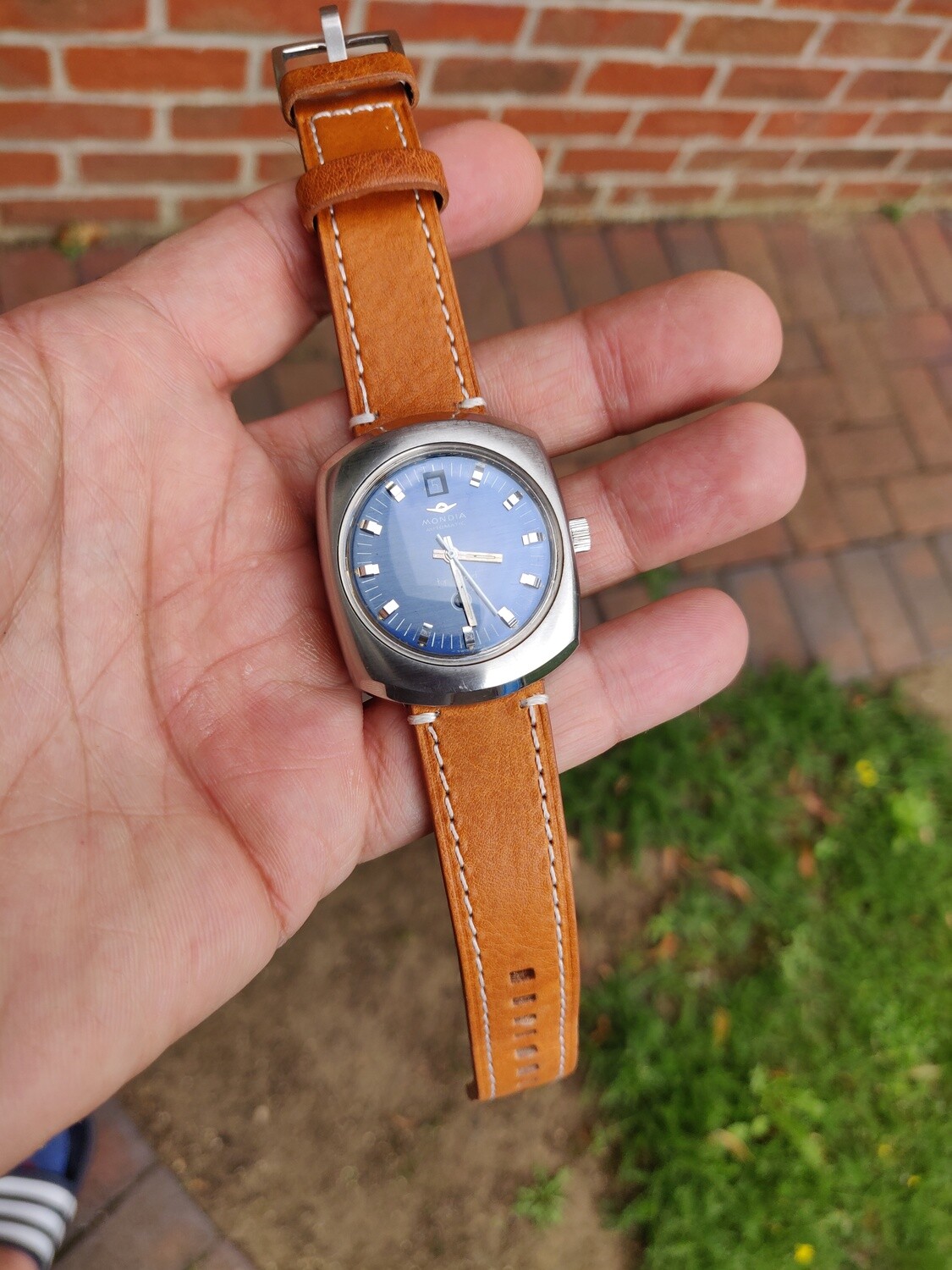 1970&#39;s MONDIA Top Second Automatic Vintage Watch