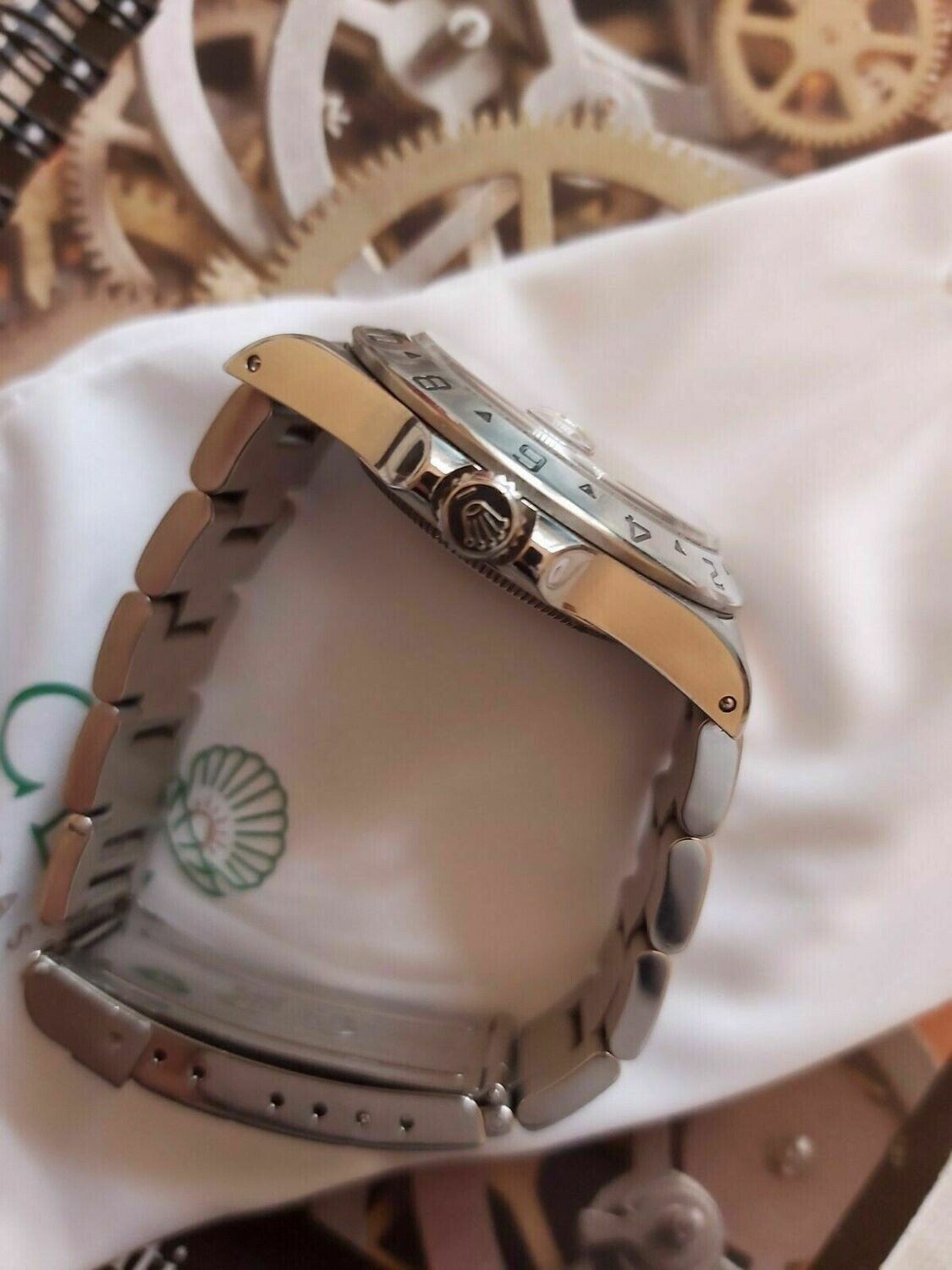 Rolex EXPLORER 2 16570 - Full Set