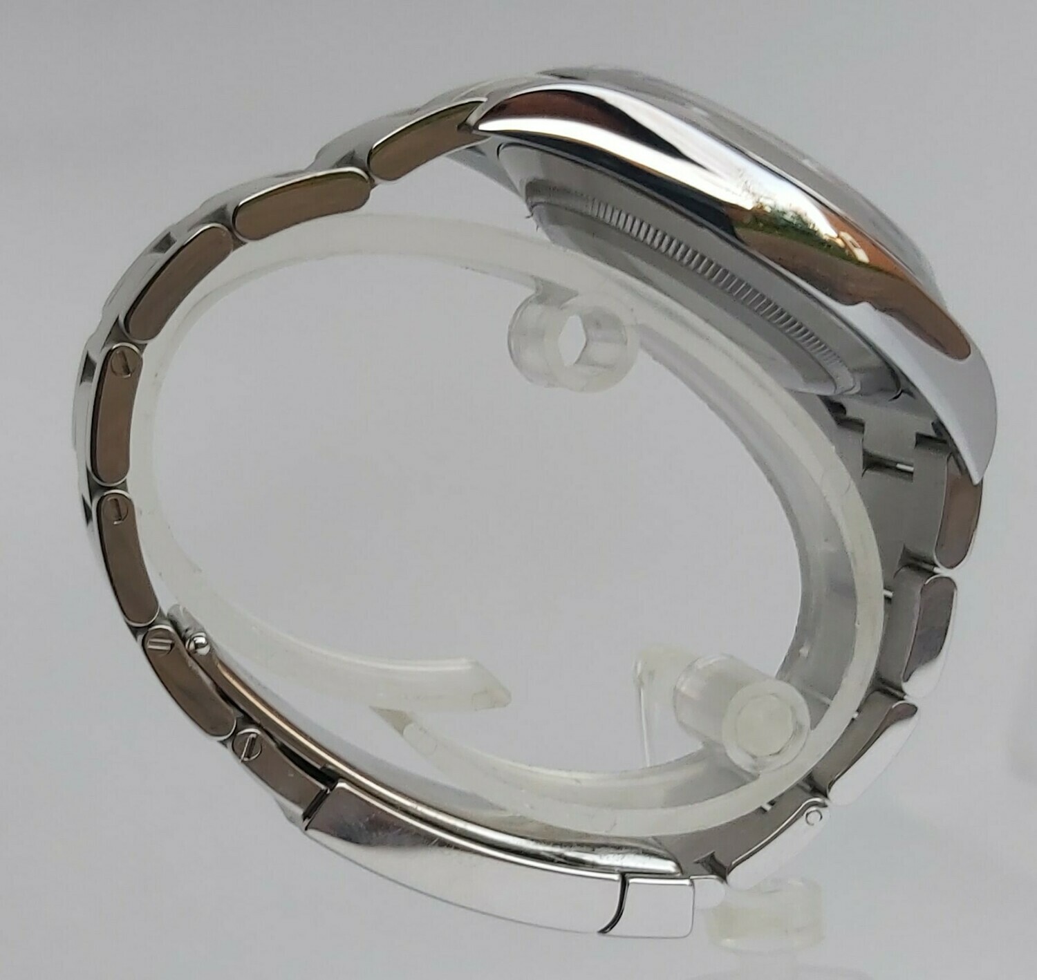 Rolex OYSTER PERPETUAL 39mm Rhodium Dial 114300 2017