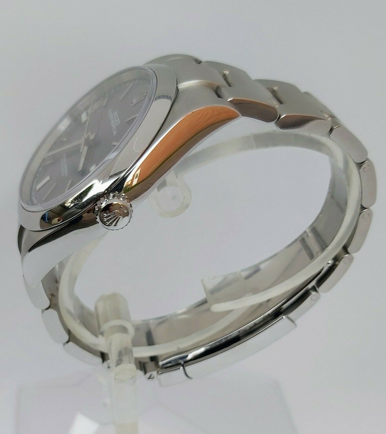 Rolex OYSTER PERPETUAL 39mm Rhodium Dial 114300 2017