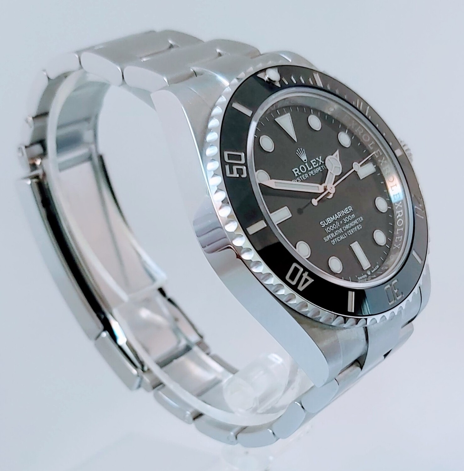 Rolex Submariner 124060 - Unworn 2020 Full Set