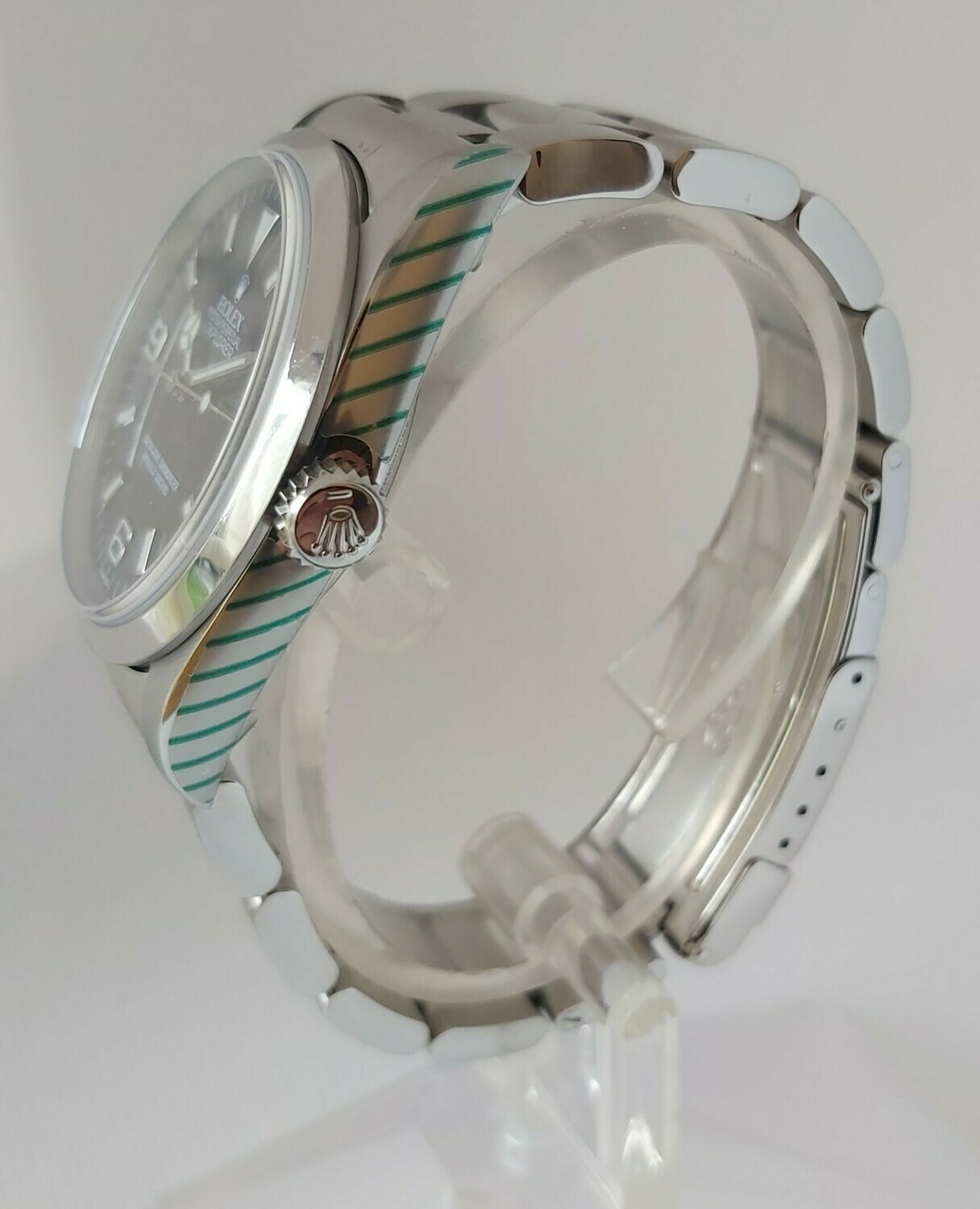 Rolex Explorer 14270 - &#39;SWISS&#39; Only Dial