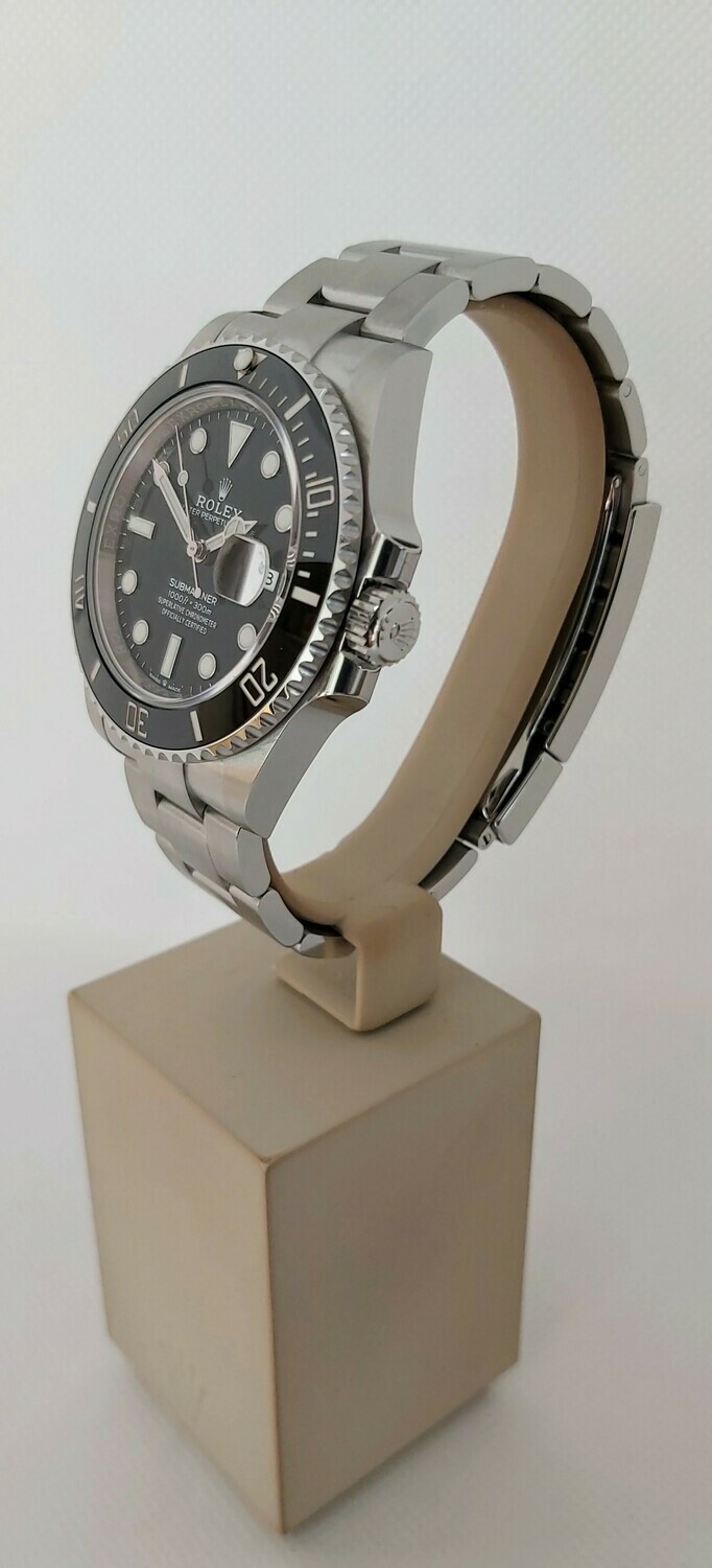 Rolex Submariner 126610LN - Unworn 2020 Full Set