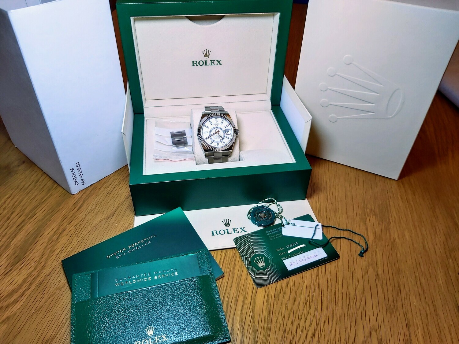 Rolex Sky Dweller 326934 - 2020 - White Dial - Full Set