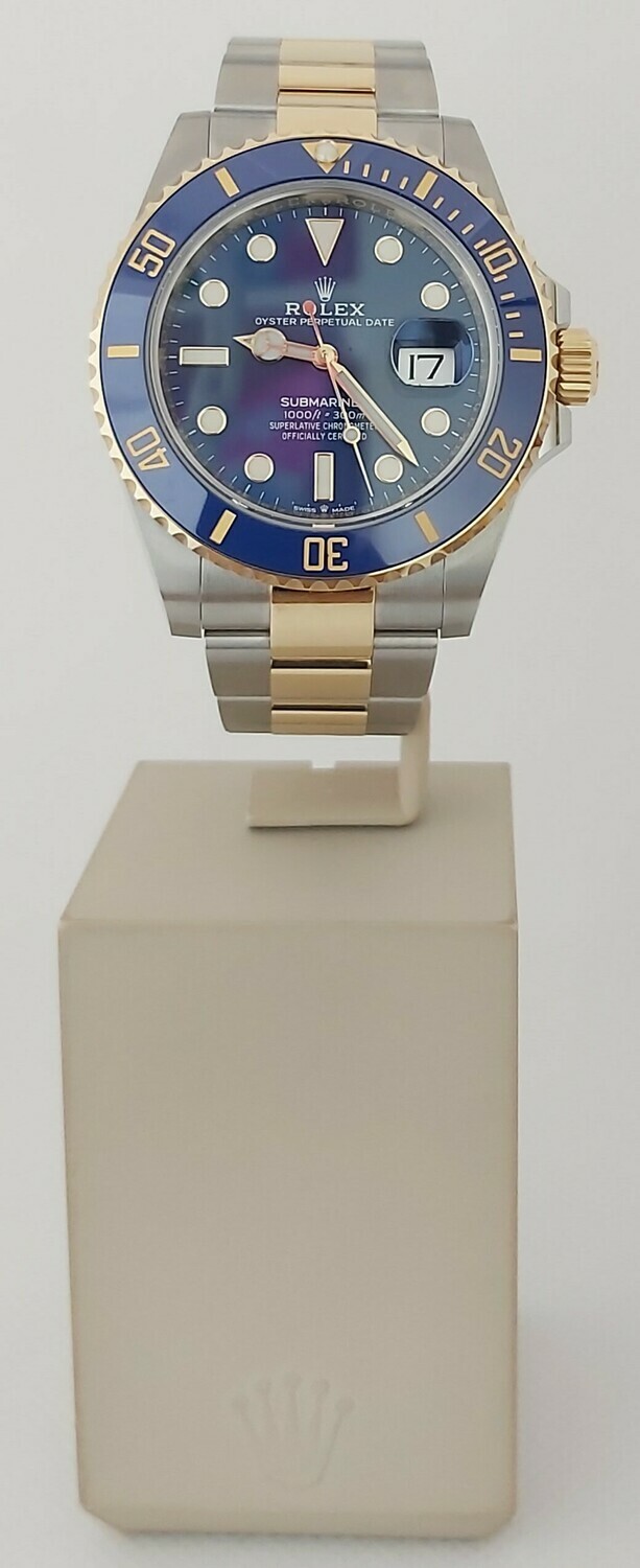 Rolex Submariner 126613LB - Unworn - Full Set