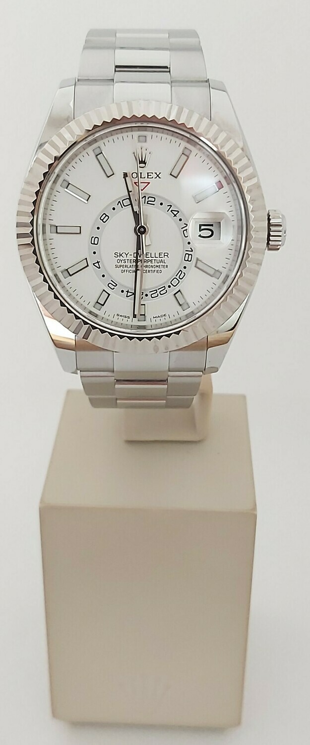 Rolex Sky Dweller 326934 - 2018 - White Dial - Full Set