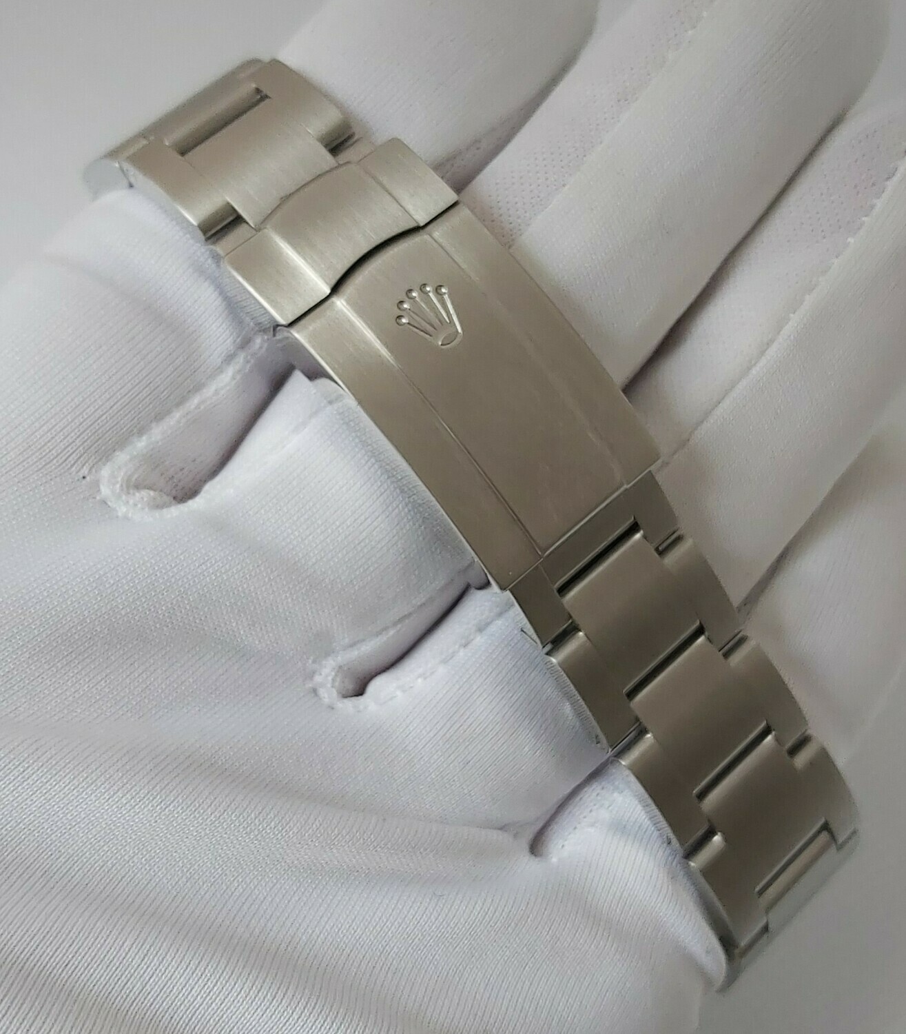 Rolex Oyster Perpetual 41 - 124300 - Green - Full Set