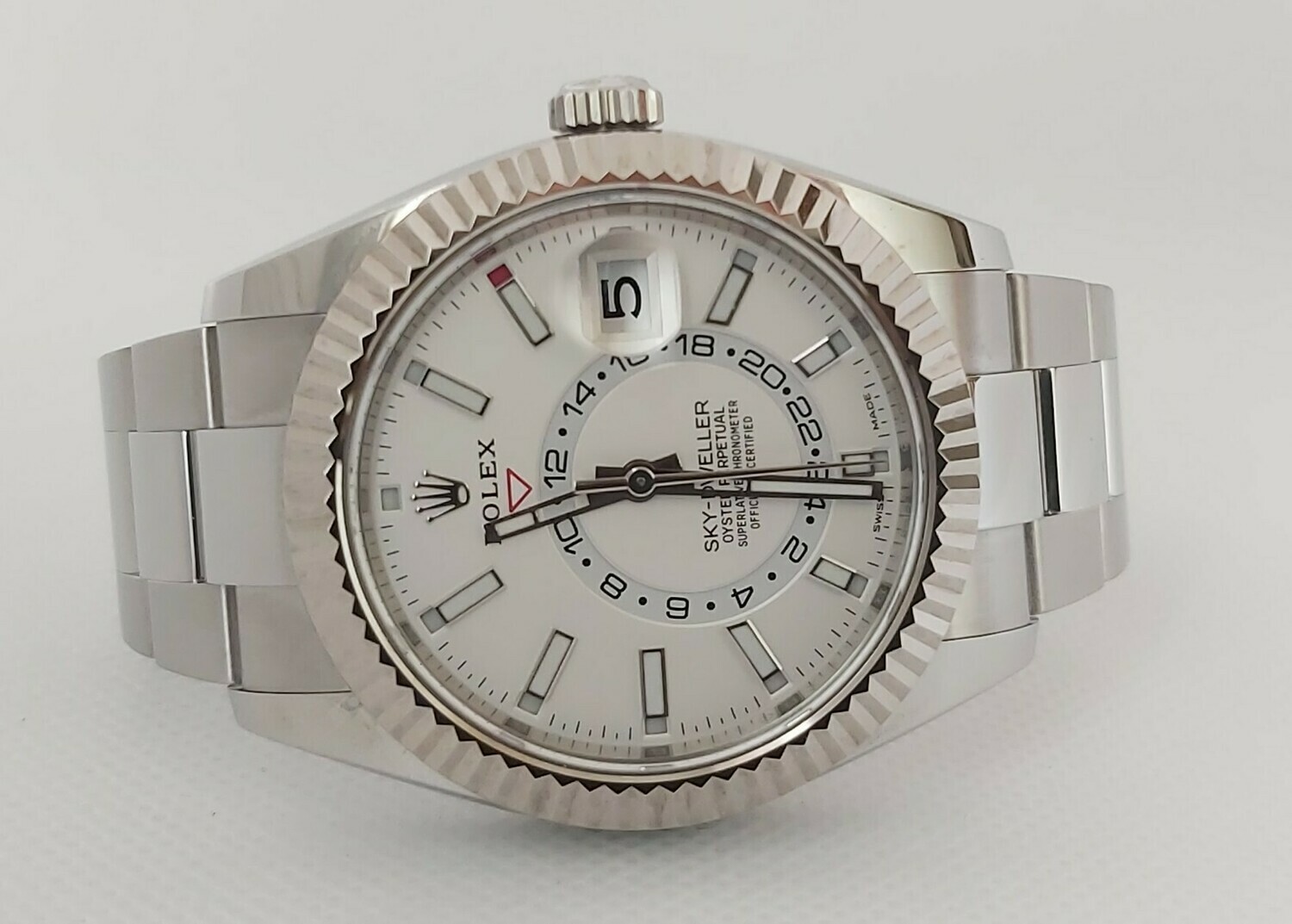 Rolex Sky Dweller 326934 - 2018 - White Dial - Full Set