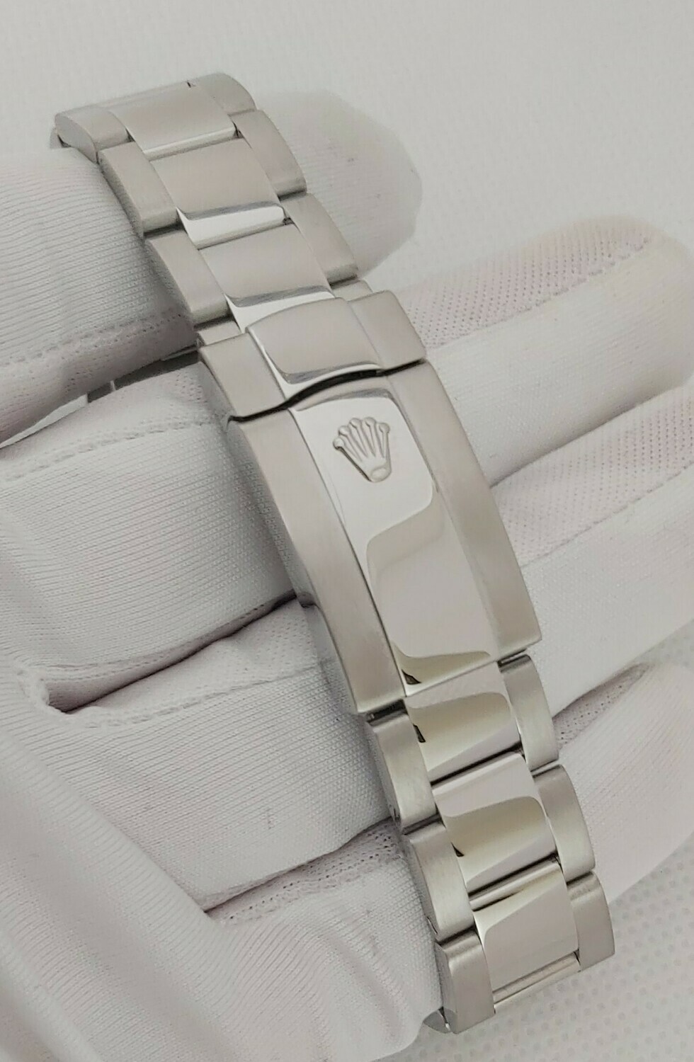 Rolex Milgauss 116400GV, 2010 - Black Dial - Full Set